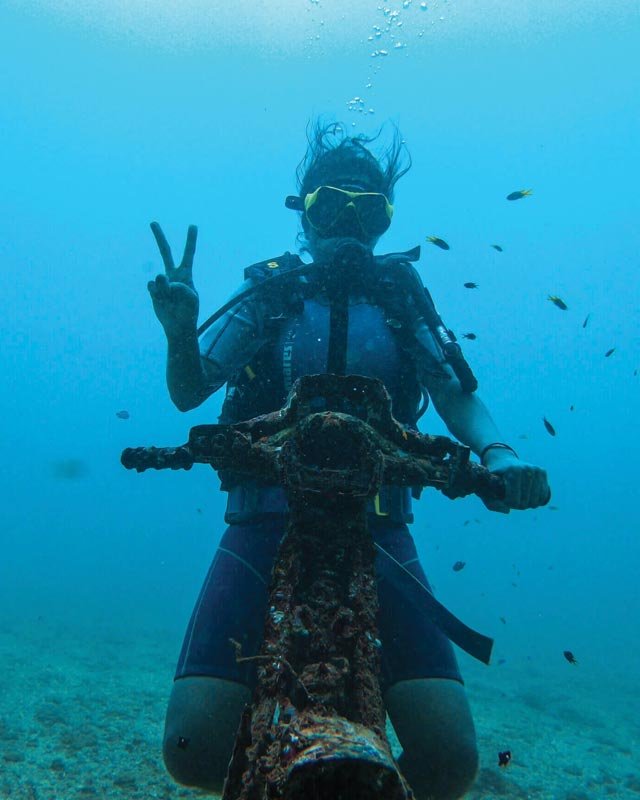 diving